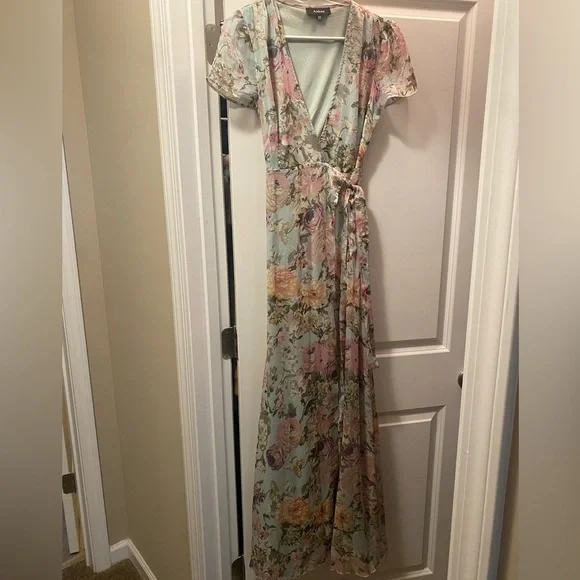 Vici wrap dress - Picture 3 of 6